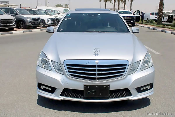 Image of a pre-owned 2011 silver Mercedes-Benz E550 car