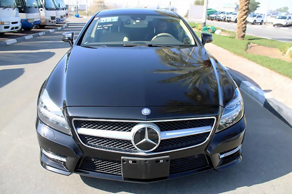 black 2015 Mercedes cls550