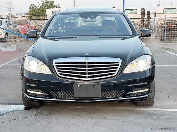 Image of a pre-owned 2010 black Mercedes-Benz S400H car