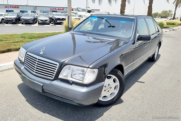 Image of a pre-owned 1992 grey Mercedes-Benz S600 car