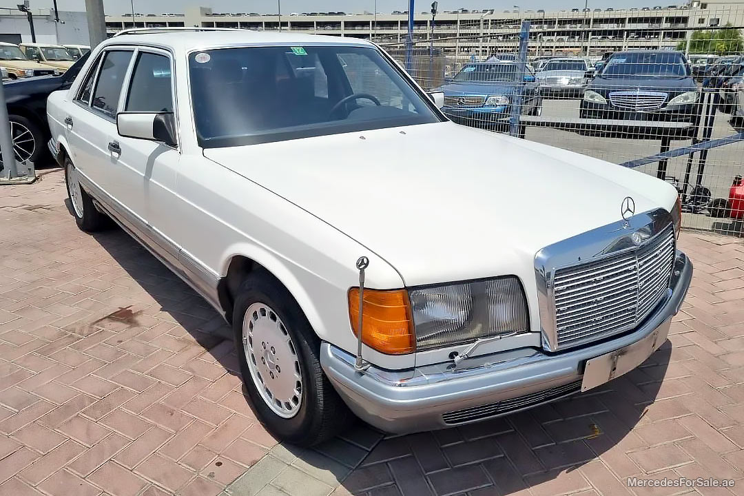 white 1987 Mercedes s560