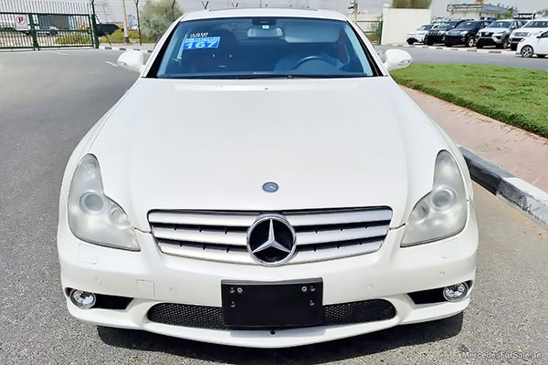 Image of a pre-owned 2007 white Mercedes-Benz Cls63 car