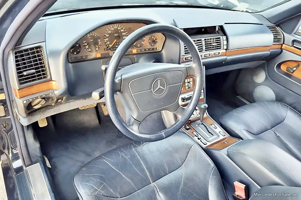 black 1992 Mercedes s320