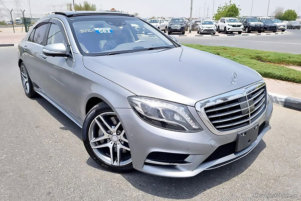 Image of a pre-owned 2015 silver Mercedes-Benz S400 car
