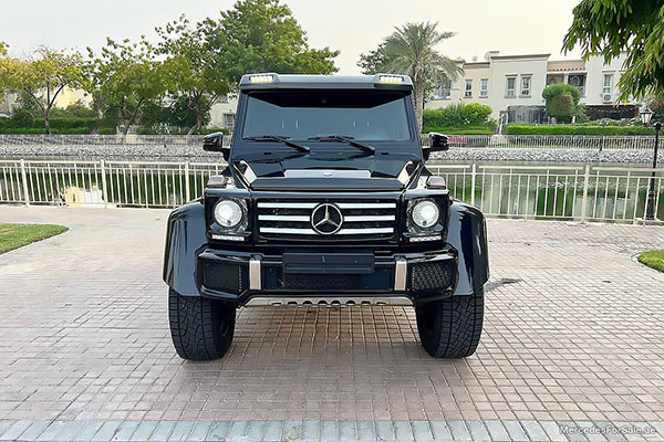 black 2016 Mercedes g500