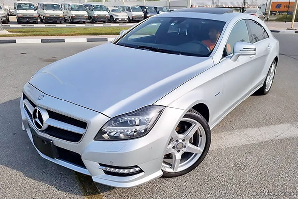 Image of a pre-owned 2012 silver Mercedes-Benz Cls350 car