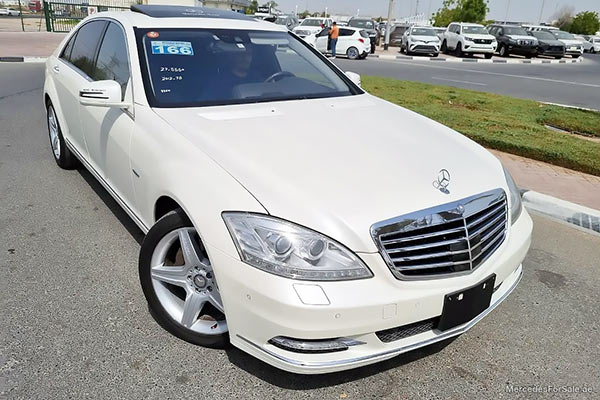 Image of a pre-owned 2013 white Mercedes-Benz S550L car