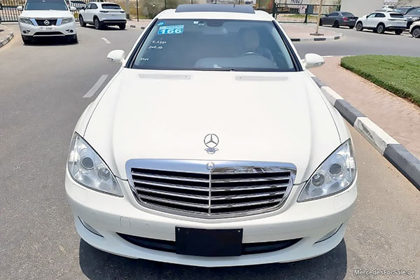 Image of a pre-owned 2009 white Mercedes-Benz S350 car