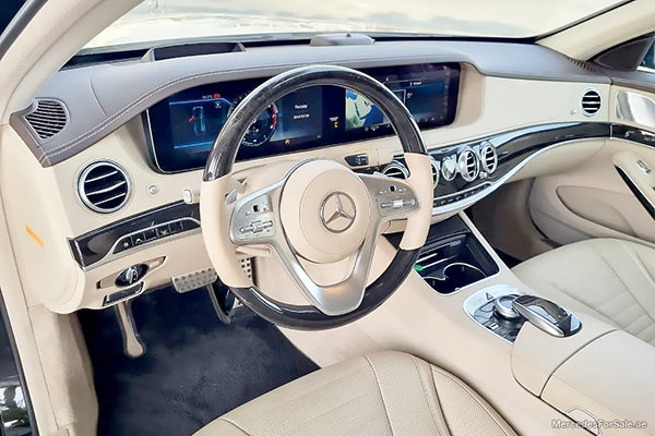 black 2019 Mercedes s560