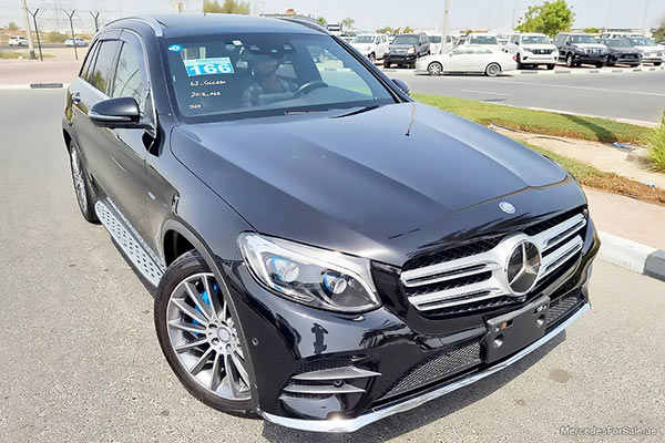 Image of a pre-owned 2017 black Mercedes-Benz Glc350 car