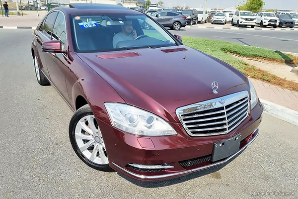 red 2011 Mercedes s350