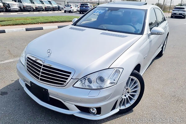 Image of a pre-owned 2009 silver Mercedes-Benz S63 car
