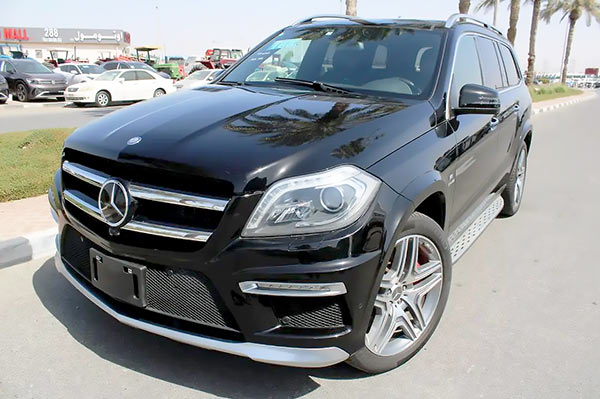 Image of a pre-owned 2015 black Mercedes-Benz Gl63 car