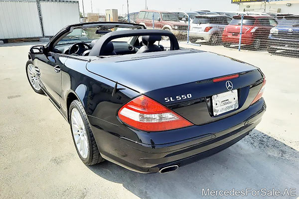 Image of a pre-owned 2008 black Mercedes-Benz Sl550 car
