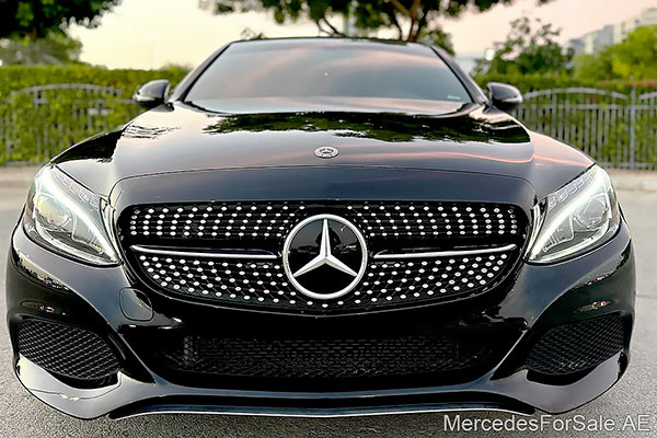 black 2018 Mercedes c300
