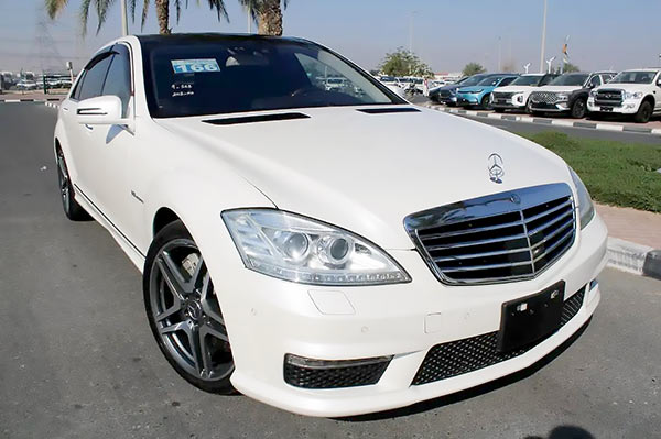 Image of a pre-owned 2012 white Mercedes-Benz S63 car