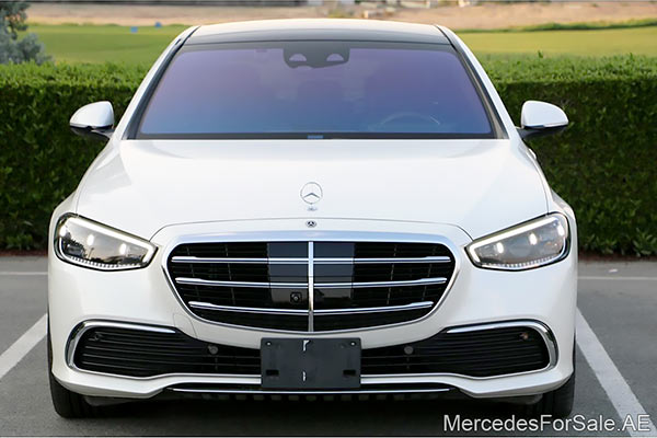 Image of a pre-owned 2021 white Mercedes-Benz S500 car