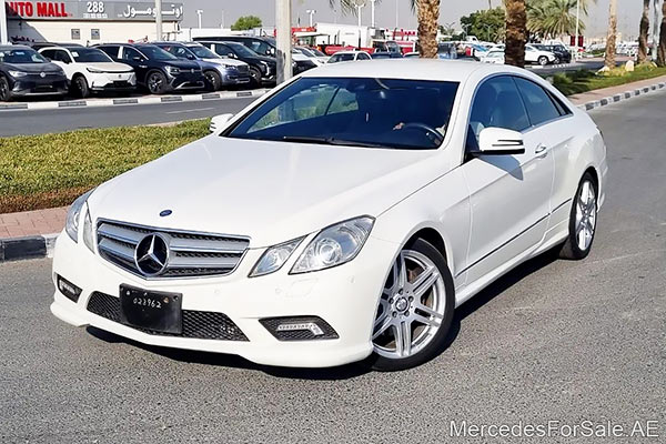 Image of a pre-owned 2010 white Mercedes-Benz E350 car