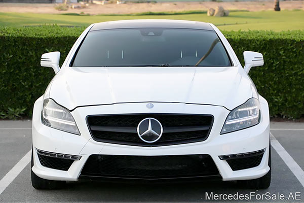 Image of a pre-owned 2013 white Mercedes-Benz Cls63 car