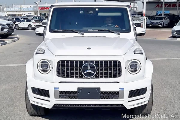 Image of a pre-owned 2019 white Mercedes-Benz G550 car