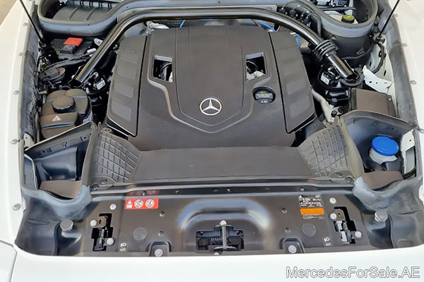 white 2019 Mercedes g550