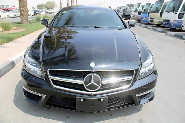 black 2013 Mercedes cls63