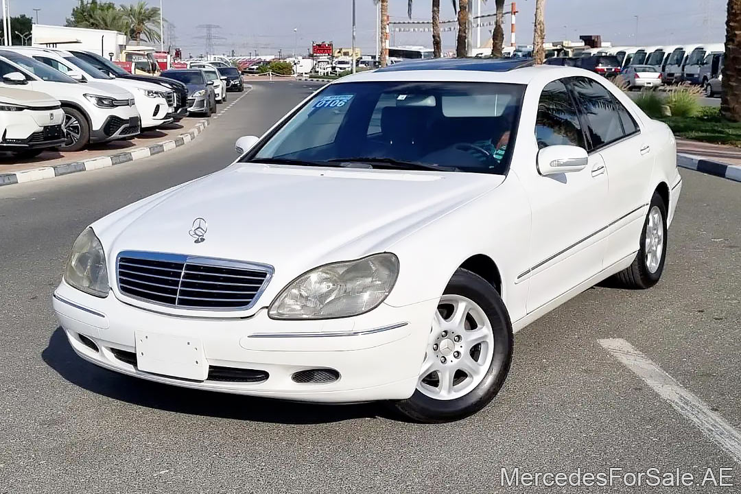 white 2000 Mercedes s320