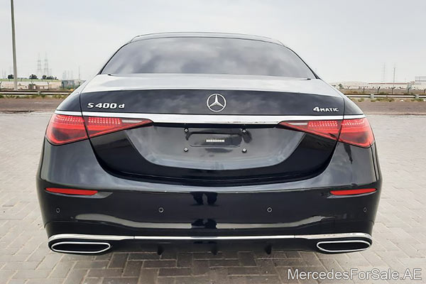 black 2022 Mercedes s400