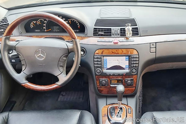 مرسيدس s350 لون أسود موديل 2003