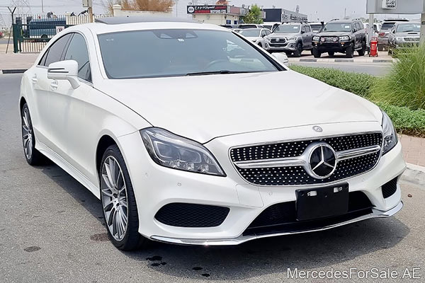 Image of a pre-owned 2015 white Mercedes-Benz Cls550 car