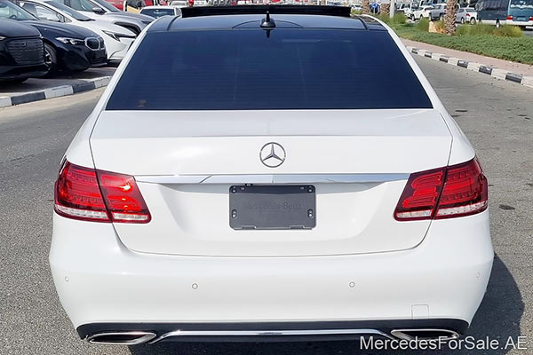 white 2016 Mercedes e400