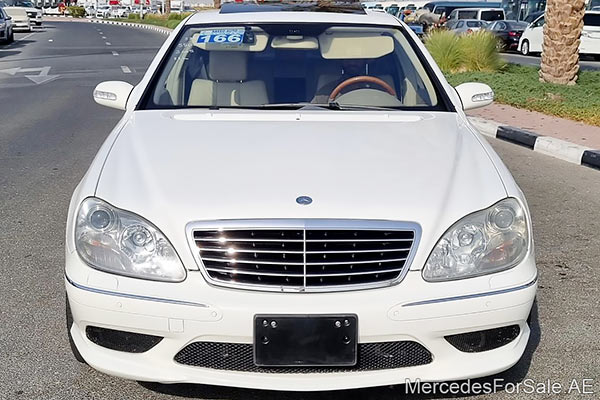 Image of a pre-owned 2005 white Mercedes-Benz S500 car