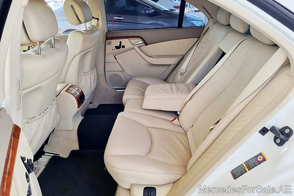 white 2005 Mercedes s500