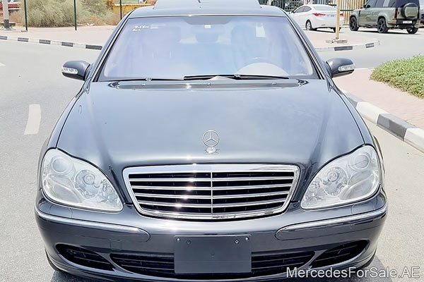 Image of a pre-owned 2004 black Mercedes-Benz S500 car