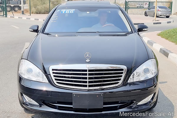 Image of a pre-owned 2009 black Mercedes-Benz S550 car