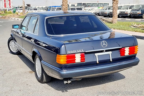 blue 1991 Mercedes s560