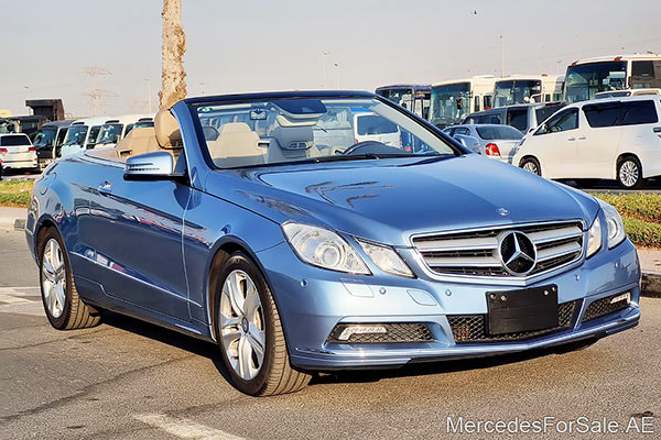 blue 2011 Mercedes e350