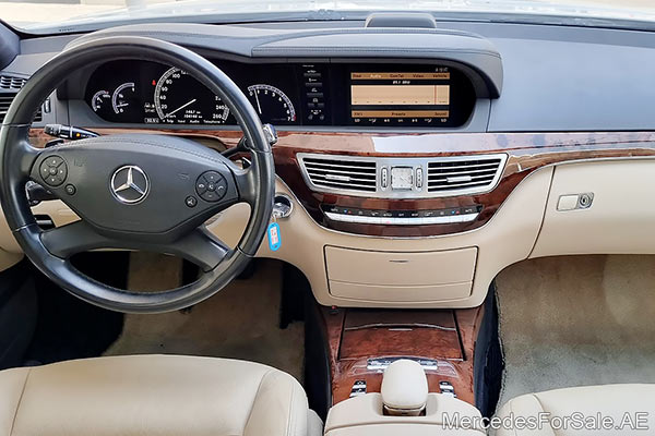 مرسيدس s350 لون ابيض موديل 2012