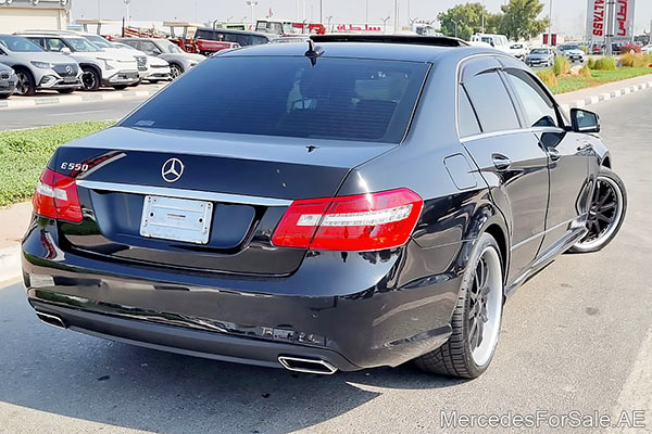 black 2011 Mercedes e550