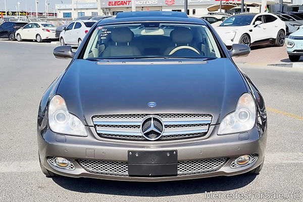 Image of a pre-owned 2008 white Mercedes-Benz Cls350 car