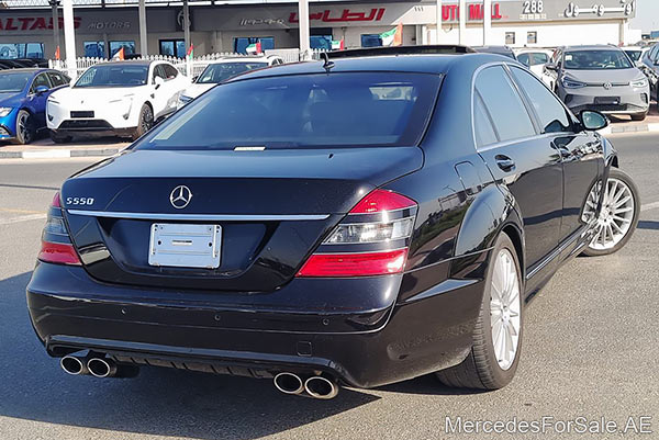 black 2009 Mercedes s550