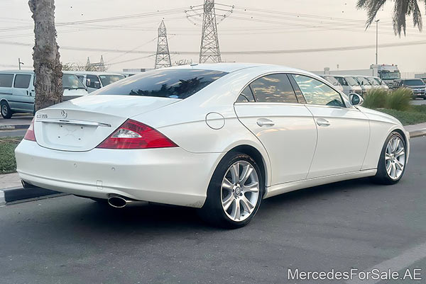 white 2008 Mercedes cls350