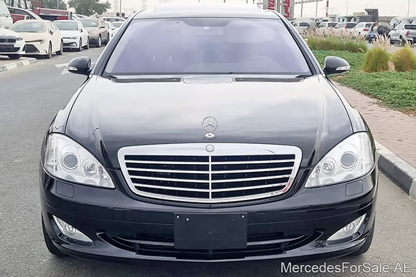 Image of a pre-owned 2007 black Mercedes-Benz S550 car