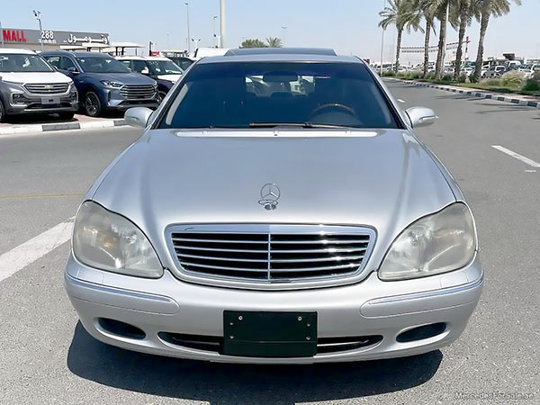 Image of a pre-owned 2003 silver Mercedes-Benz S500 car