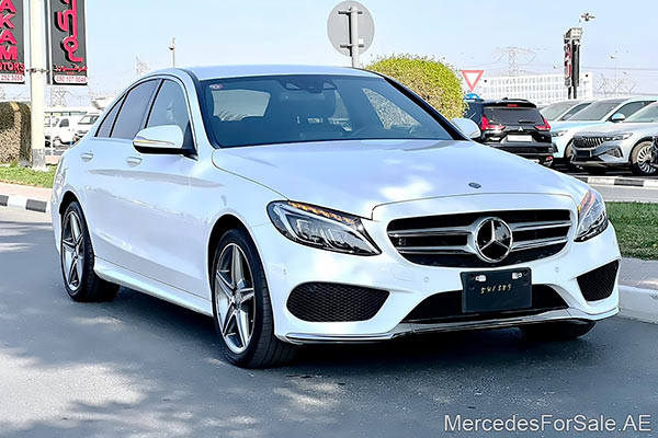 Image of a pre-owned 2016 white Mercedes-Benz C200 car