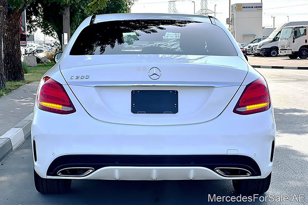 white 2016 Mercedes c200