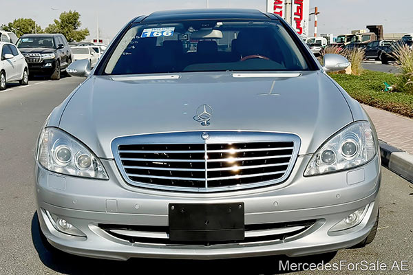 silver 2008 Mercedes s550