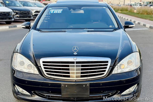 black 2007 Mercedes s600