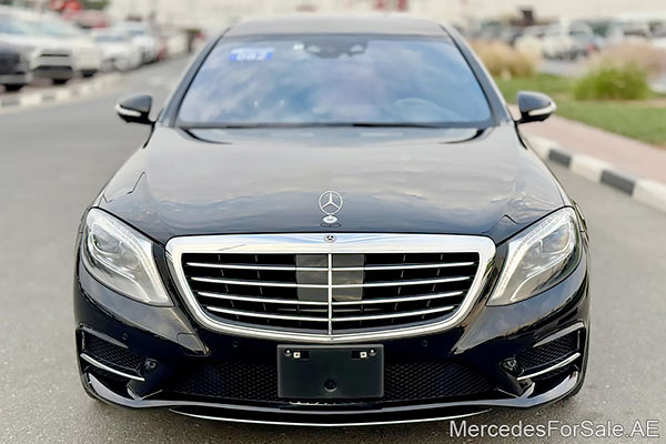 سيارة مرسيدس s550 مستعملة موديل 2016 لونها أسود