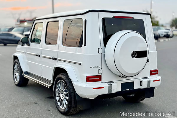 white 2024 Mercedes g400